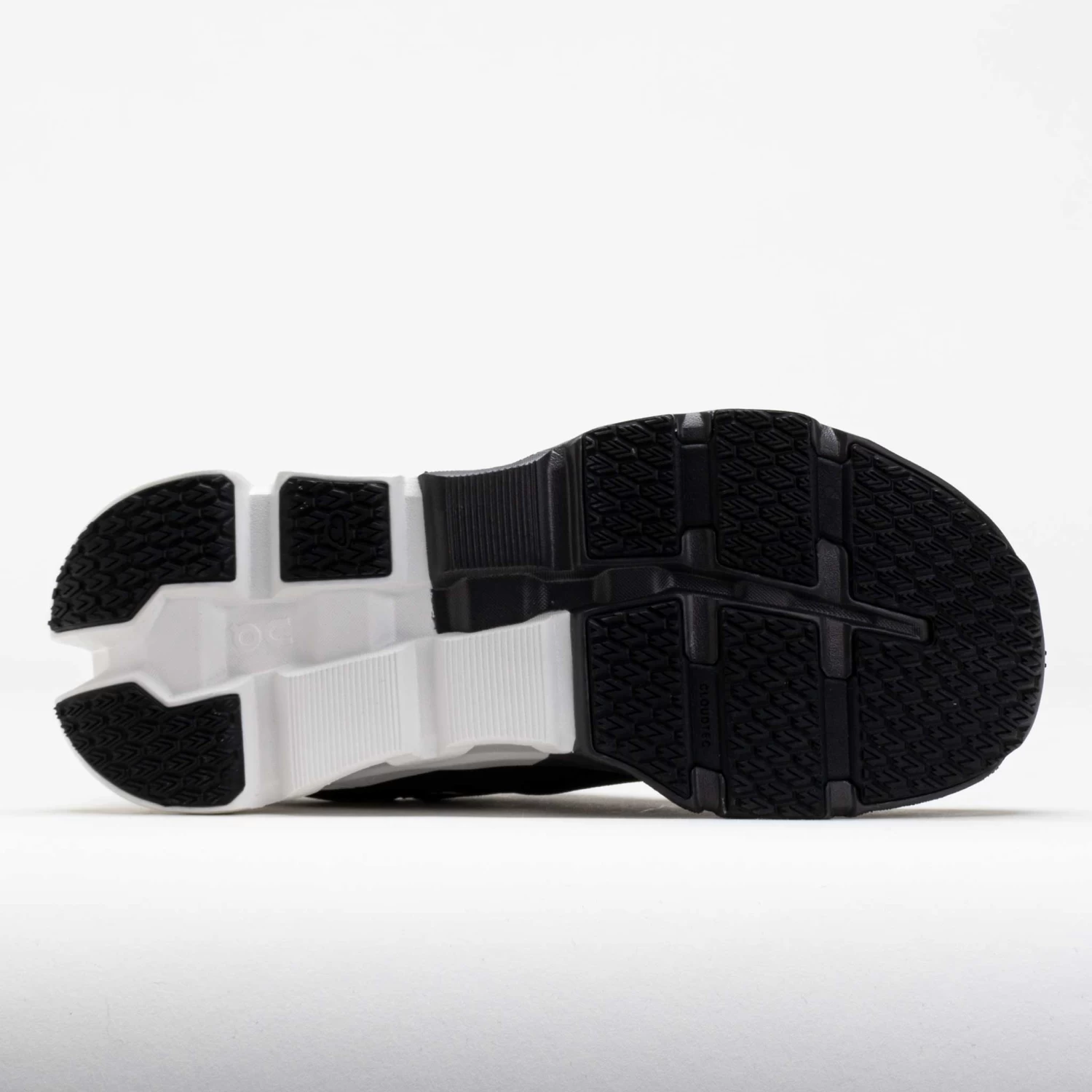 On Running On Cloudflyer 5 Women's Black/White - Image 4