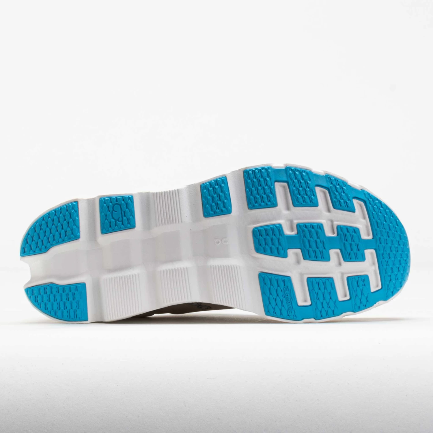 On Running On Cloudstratus 3 Women's Cream/Arctic - Image 4