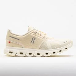 On Running On Cloud 6 Women's Castor/Ivory