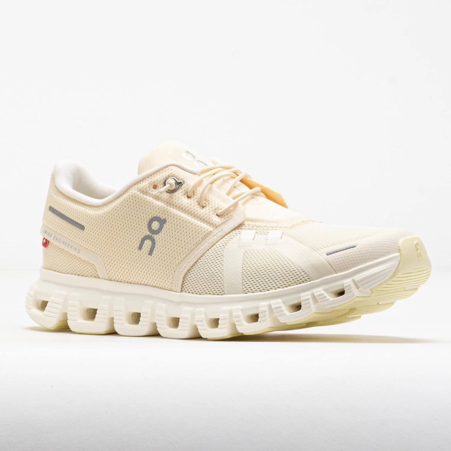 On Running On Cloud 6 Women's Castor/Ivory - Image 5