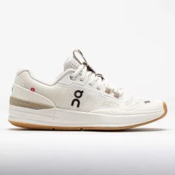 On Running On The Roger Pro Women's Ivory/Ivory