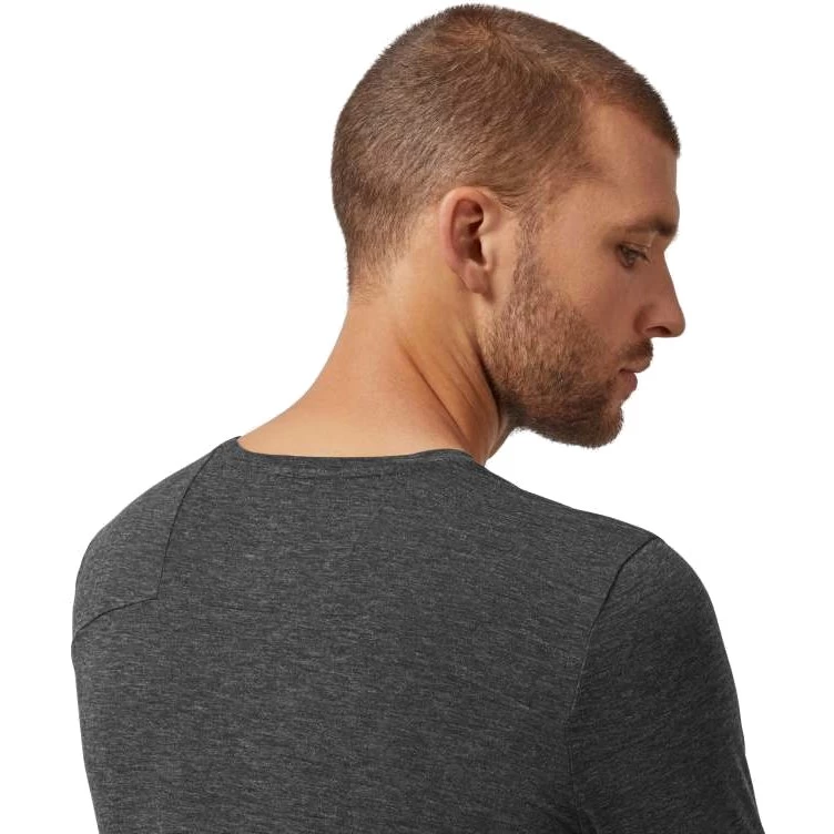 On Running On Comfort Long-T Long Sleeve Running Shirt - Black - Image 5