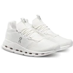 On Running On Cloudnova Women Sneaker - Undyed-White & White