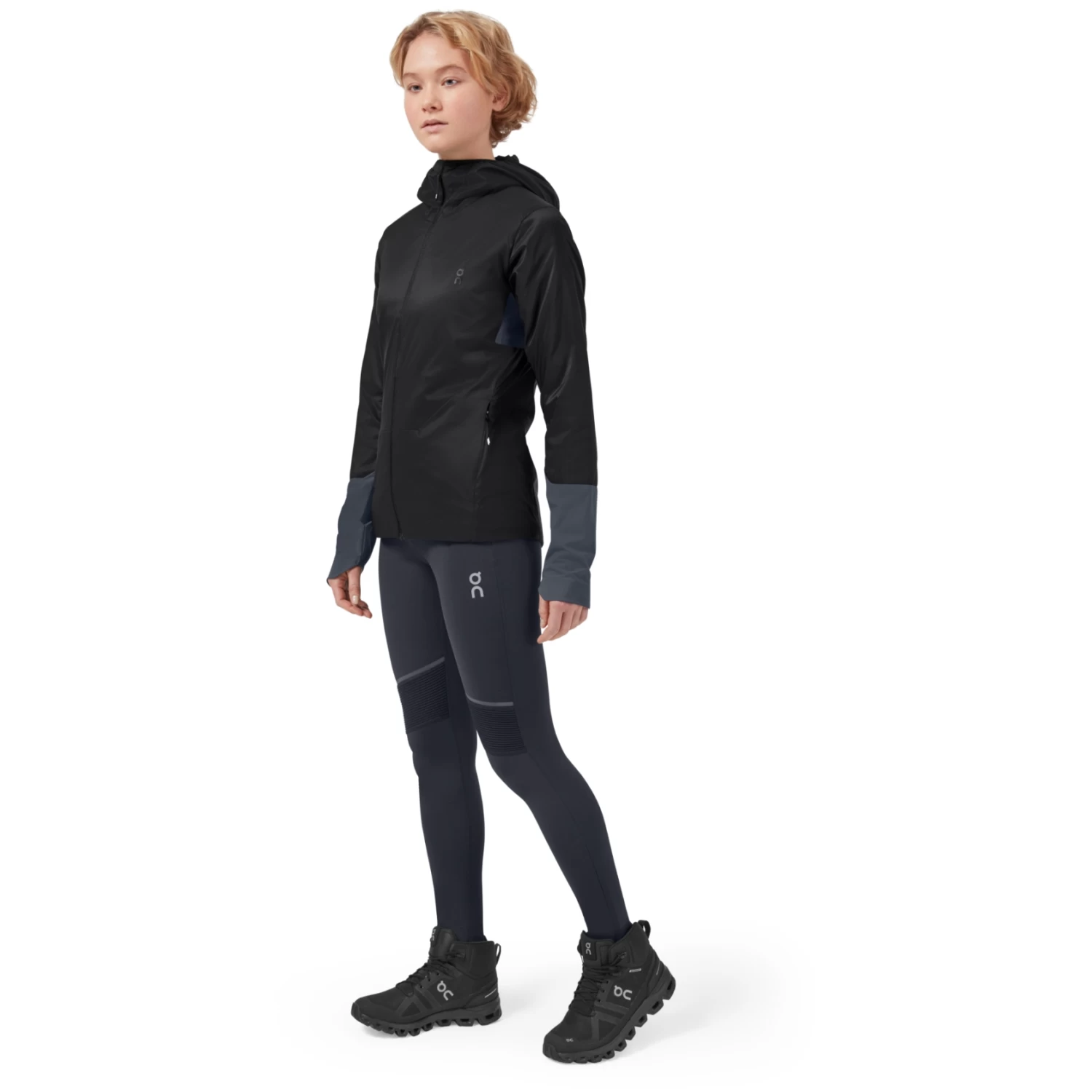 On Running On Insulator Jacket Women - Black & Dark - Image 2