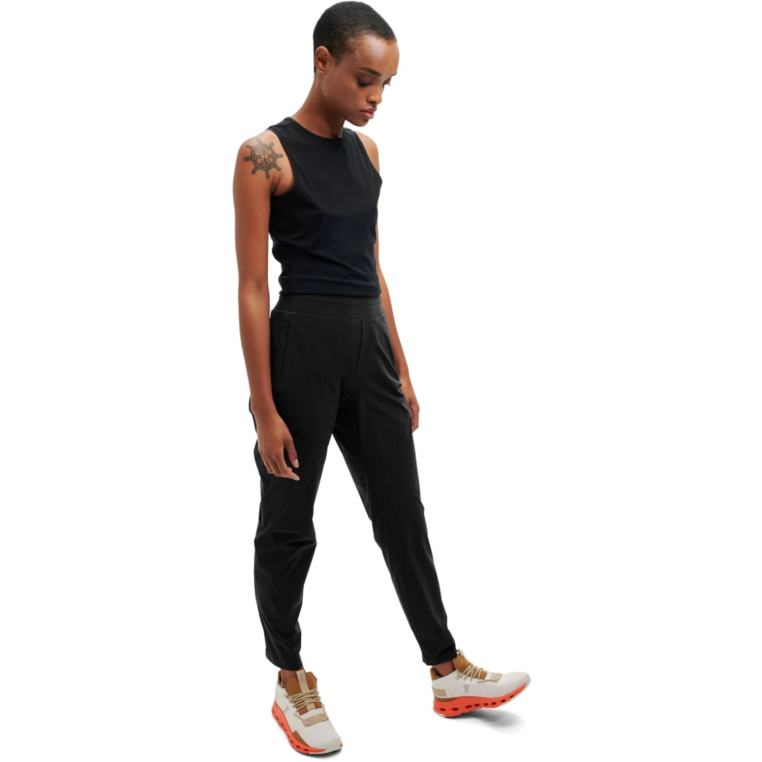 On Running On Lightweight Pants Women - Black - Image 2