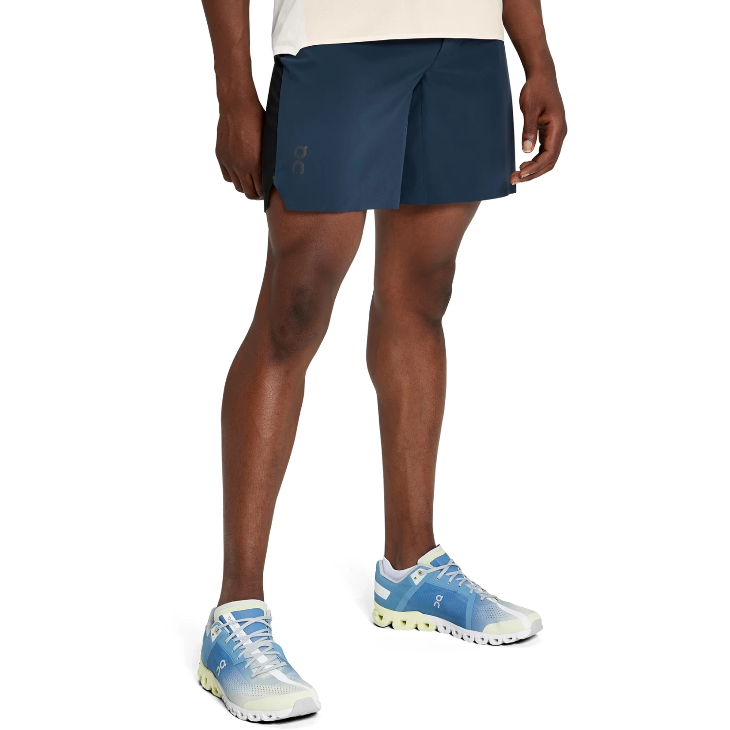 On Running On Lightweight Shorts - Navy & Black - Image 2