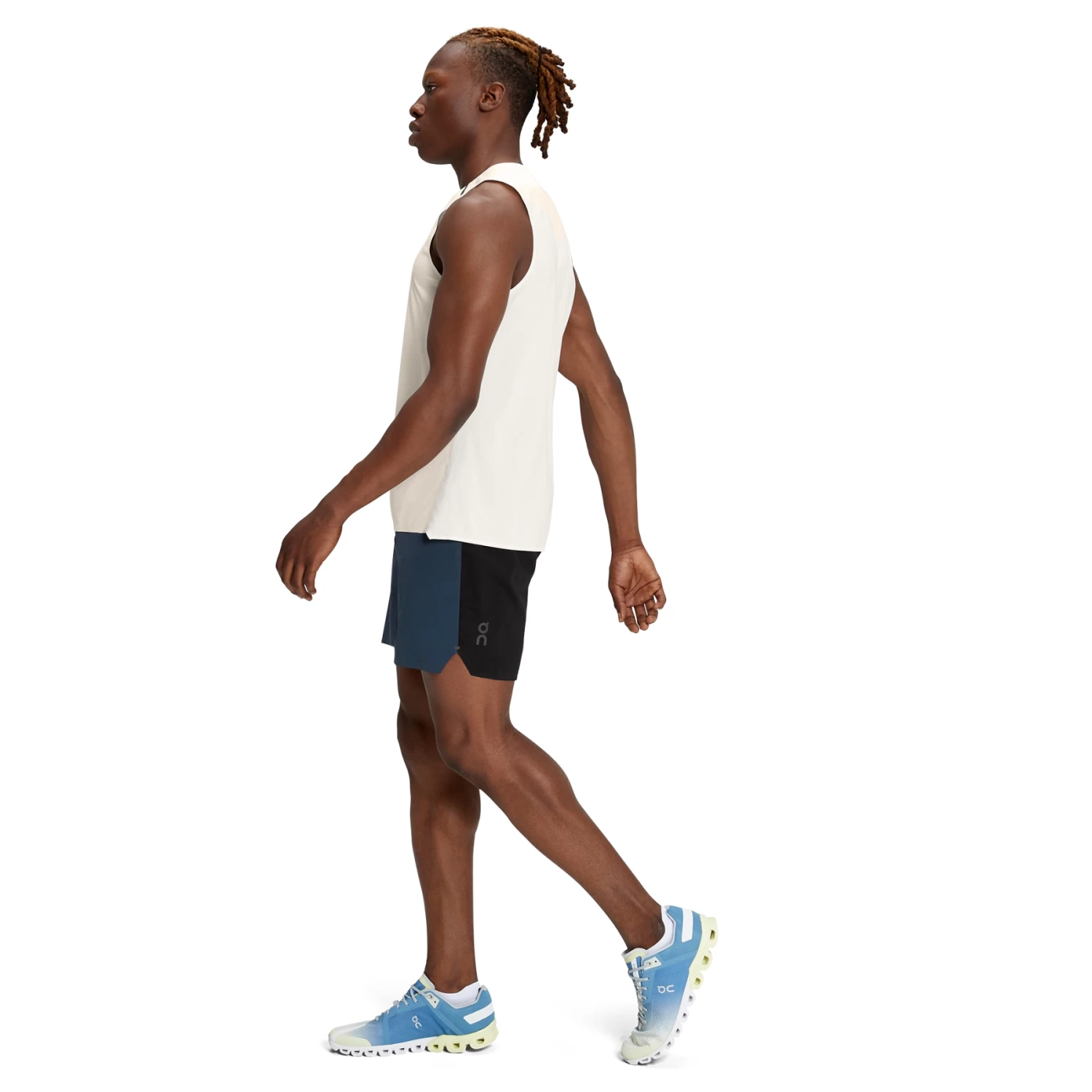 On Running On Lightweight Shorts - Navy & Black - Image 3