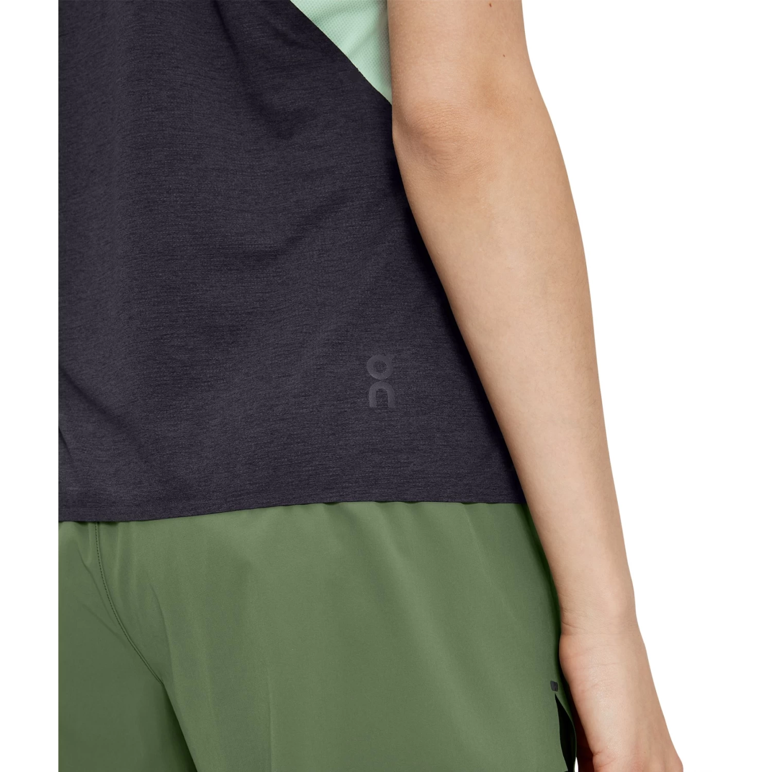 On Running On Tank-T Women Running Shirt - Creek & Black - Image 4